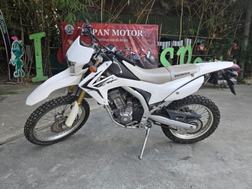 CRF250L ទើបមកដល់ពីប្រទេសជប៉ុនមកឃ្លាំងយើងខ្ញុំ