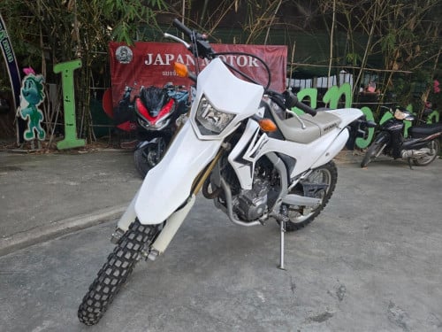 CRF250L ទើបមកដល់ពីប្រទេសជប៉ុនមកឃ្លាំងយើងខ្ញុំ