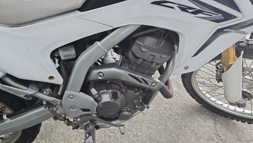 CRF250L ទើបមកដល់ពីប្រទេសជប៉ុនមកឃ្លាំងយើងខ្ញុំ