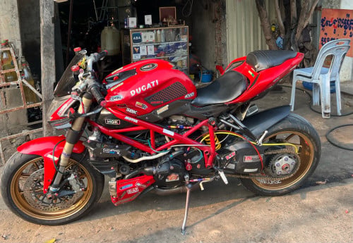 Ducati 848cc for sell. hav Tex