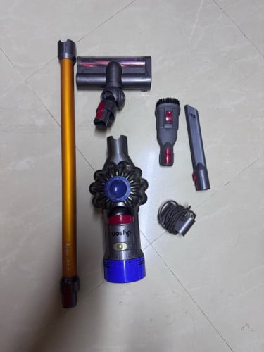 Dyson V8 ម៉ាស៊ីនបូមធូលី មកពីជប៉ុន គុណភាពល្អ