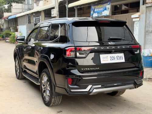 Everest Titanium 2026 ថ្មីខ្លាញ់គោ