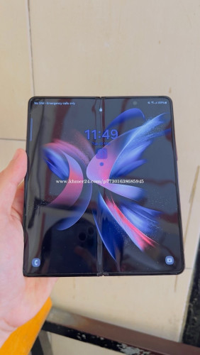 Fold 4 256G វៃដូរ15proMax