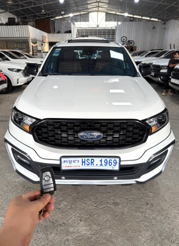Ford Everest Titanuim 2020 លេងសោរបញ្ឆេះពីចំាយ​ លេងប៊ូមនិង​ Bodykit