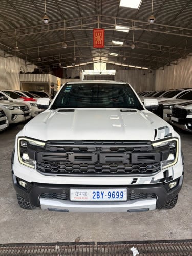 Ford Ranger Raptor សាំង​ 3.0L