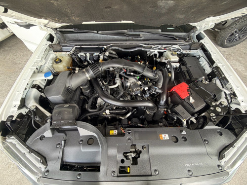 Ford Ranger Raptor សាំង​ 3.0L