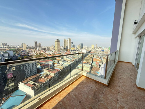 Fully Furnished 3 Bedroom Penthouse Available for rent