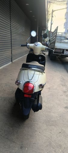 Giono