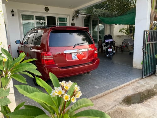 Hi, V4-P1-02 ឡាន​ស្អាត​ ❤️️💚🚘👭