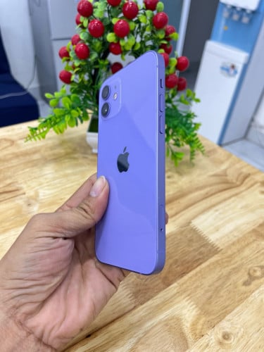 IPHONE 12