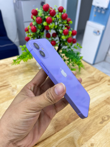 IPHONE 12