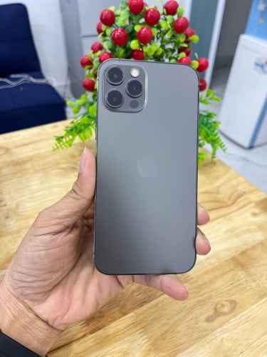 iPhone 12 Pro