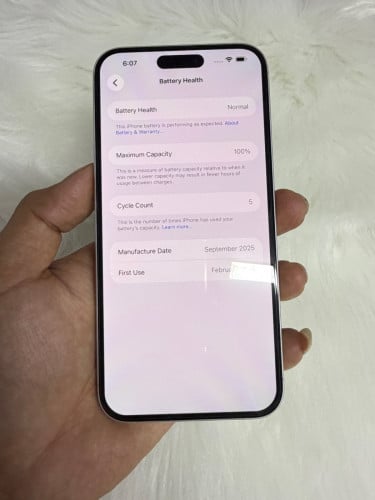 iPhone 16 Plus 128G ពណ៌ ស សាកថ្ម5ដងដូចថ្មី ថ្ម100%🔋lock simប្រើបានសុីម2សេវាដើរស្មូតល្អគ្រប់ប្រពន្ធ័