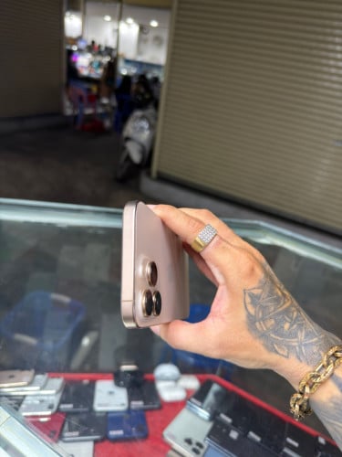 iPhone 16 Pro Max Desert KH/A HD512GB Phone Condition 98% 🔋93% , ខូចញ័រ ,  ម៉ាស៊ីនហ្សីន