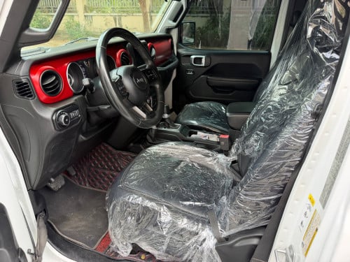 Jeep Wrangler ឆ្នាំ2018 ក្រដាសពន្ធ មហាថ្មី