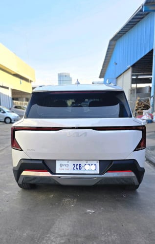 KIA EV5 2024 520km ថ្នាំស៊ីន1ជុំ