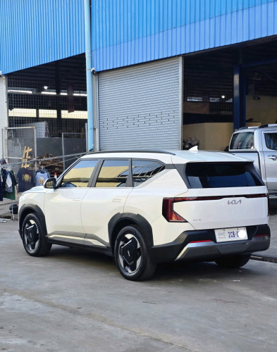 KIA EV5 2024 520km ថ្នាំស៊ីន1ជុំ