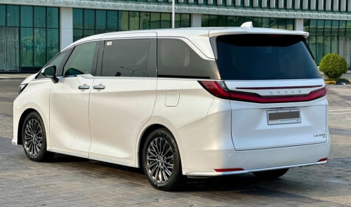 Lexus LM350h 2024 Spec Europe Full Option