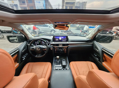 LEXUS LX570 2016 Full Option (ទូរទឹកកក)