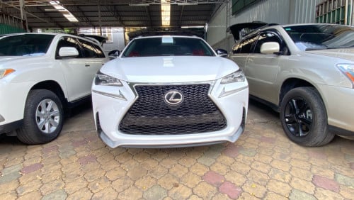 LEXUS NX200T F-SPORT 2016