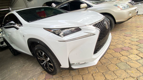 LEXUS NX200T F-SPORT 2016