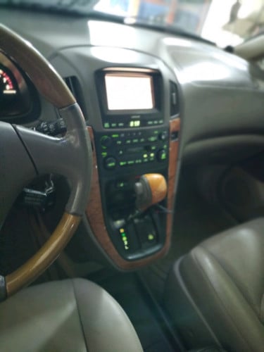 Lexus Rx 300 full Option p 2