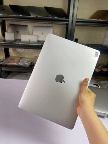 Macbook Pro Year2019 Touch Bar