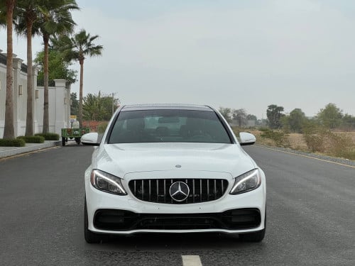MERCEDES-BENZ C300 Year: 2015 Option: AMG PACKAGE