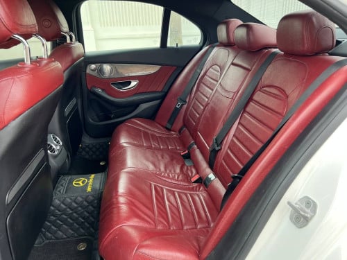 MERCEDES-BENZ C300 Year: 2015 Option: AMG PACKAGE
