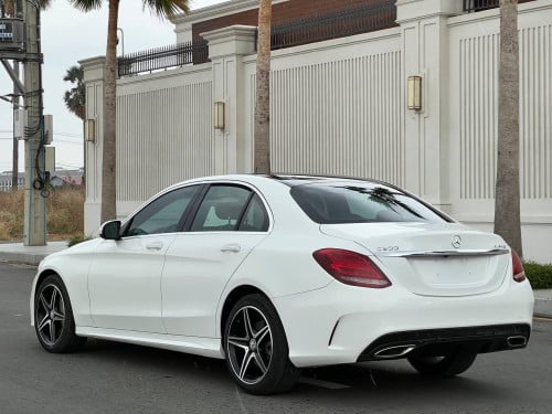 MERCEDES-BENZ C300 Year: 2015 Option: AMG PACKAGE