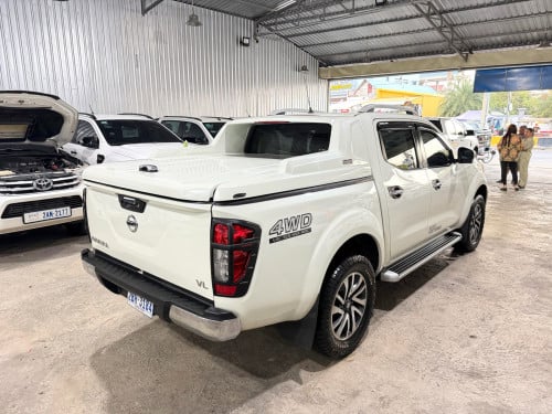 Nissain Navara 2020