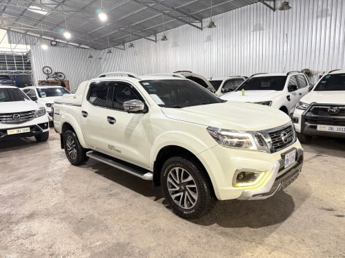 Nissain Navara 2020