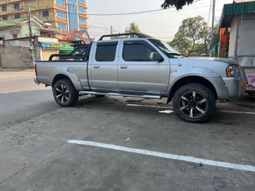 Nissan frontier 2004