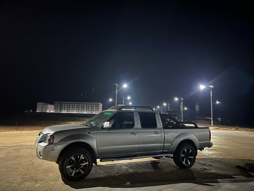 Nissan frontier 2004