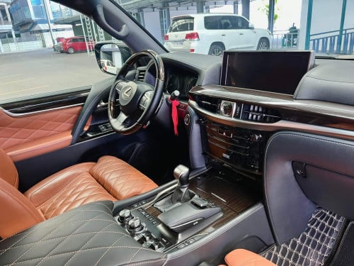 Option MBS 2018 ឡានផ្ទាល់ខ្លួន​ 97000$