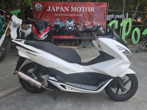 PCX125 2017model ទើបមកដល់ពីប្រទេសជប៉ុនមកឃ្លាំងយើងខ្ញុំ
