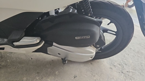 PCX125 2017model ទើបមកដល់ពីប្រទេសជប៉ុនមកឃ្លាំងយើងខ្ញុំ