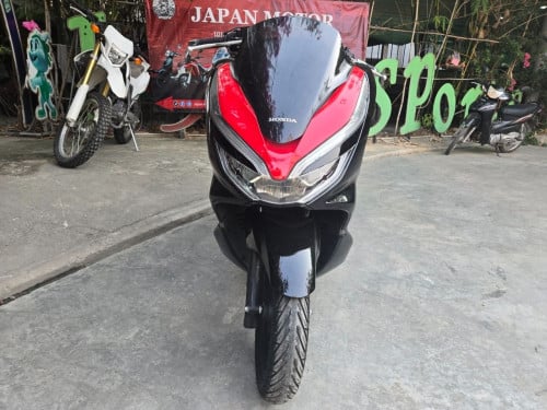 PCX125 2020model ទើបមកដល់ពីប្រទេសជប៉ុនមកឃ្លាំងយើងខ្ញុំ