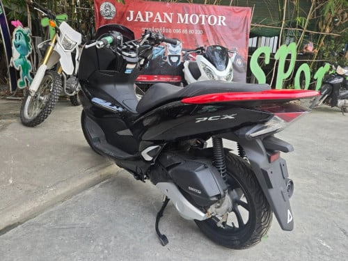 PCX125 2020model ទើបមកដល់ពីប្រទេសជប៉ុនមកឃ្លាំងយើងខ្ញុំ