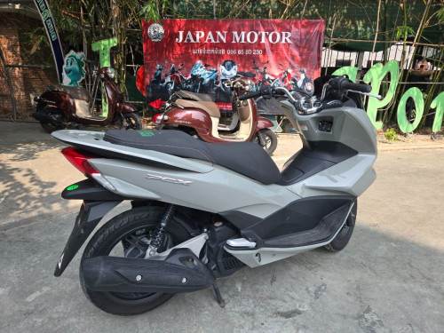 PCX125cc ទើបមកដល់ពីប្រទេសជប៉ុនមកឃ្លាំងយើងខ្ញុំ