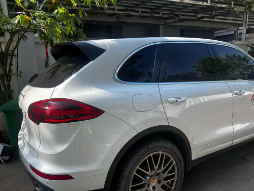 Porsche Cayenne2016 I've driven it very little, no major repairs needed