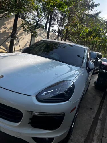 Porsche Cayenne2016 I've driven it very little, no major repairs needed