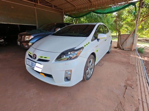 Prius 010 option 5 Advance