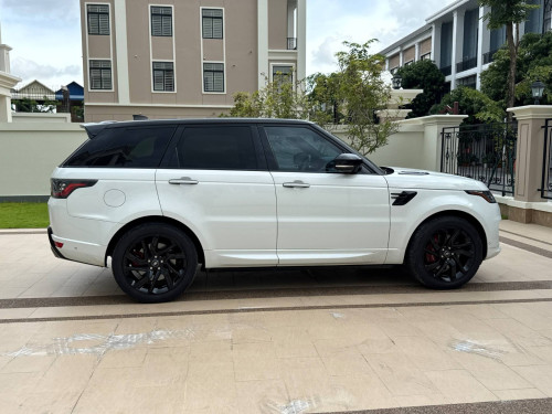 Range Rover Sports Full Option V6 2018 ទើបប្រើបានជាង 50000Km