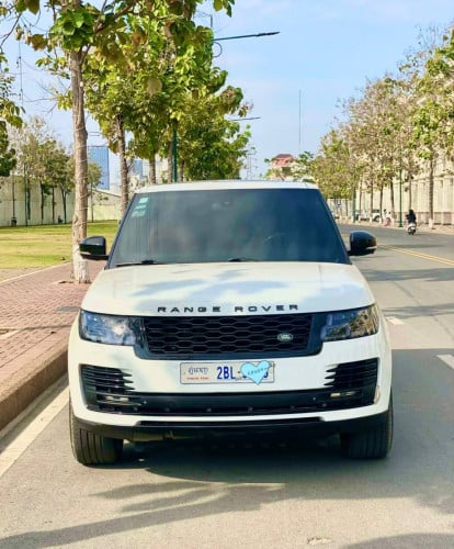 Range Rover Voque HSE 2014 Full Option សំបកនឹងយ៉ានថ្មី​ 4គ្រាប់​ ម្ចាស់ផ្ទាល់​ ទើបតែបានជាង 70000Km