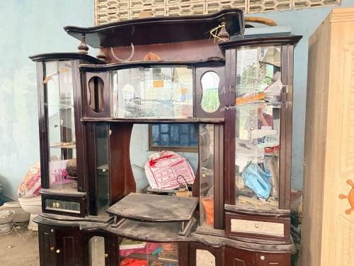 Resell ទូតាំងឈើវិញ