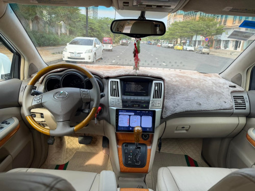 RX330 05 half ប៉ុង1 ក្នុងលឿង🥇