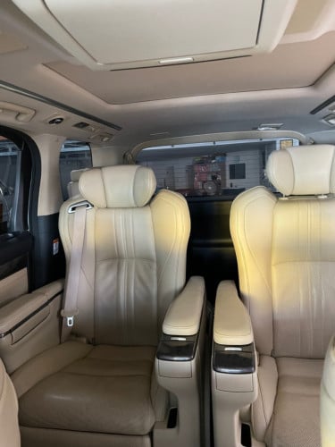 Toyota Alphard 2018 V6 3.5 សំរាប់លក់