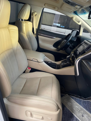Toyota Alphard 2018 V6 3.5 សំរាប់លក់