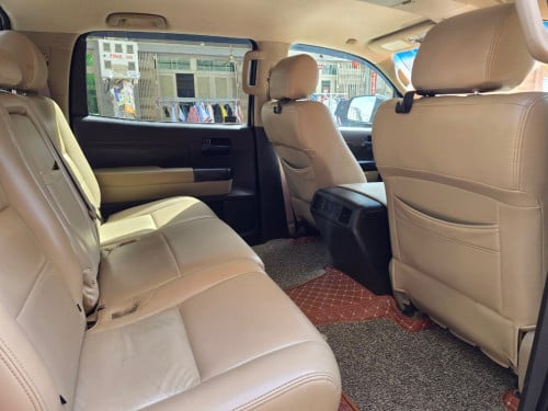 Tundra 07up 21 ទ្បានស្អាត អត់បុកបះ កង់ថ្មី4គ្រប់ ម៉ាសីុនមិនដែរជុសជុល